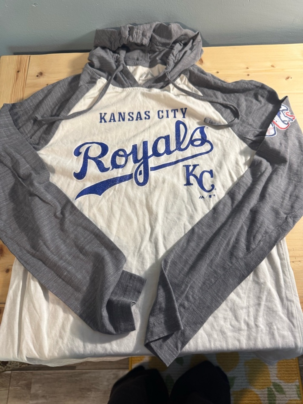 Kansas City Royals Hooded Raglan Tee - Gray & White with Royal Blue Logo